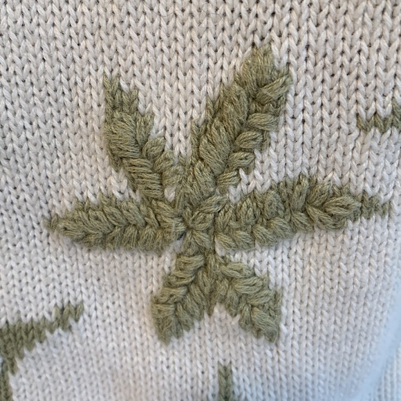 Lemon Grass Cotten blend embroidered sleeveless top. Sage green and white. Med - Picture 5 of 8